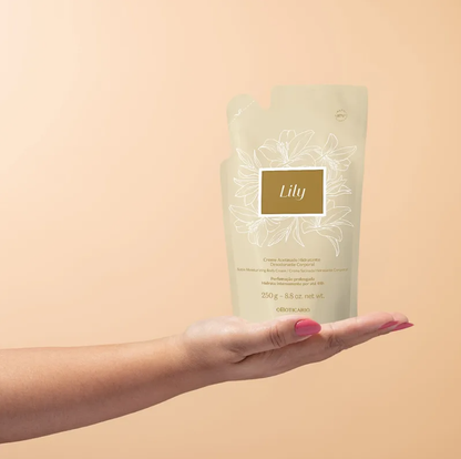 Refil Creme Acetinado Hidratante Desodorante Corporal Lily 250g - O Boticário